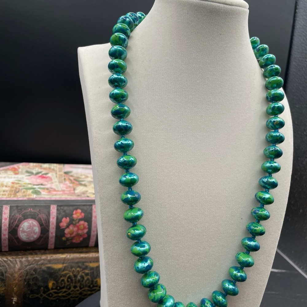 Vintage Green Classic Fashion Bezel Glass Chrysocolla Beaded Statement Necklace - Picture 4 of 10